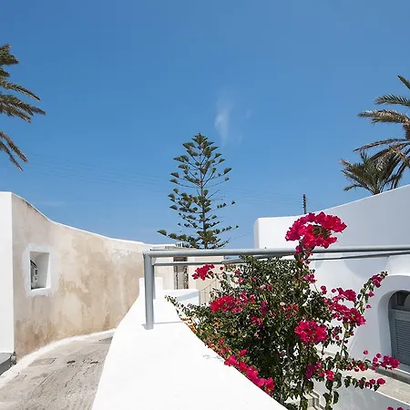 Roubeti Village Aparthotel Messaria (Santorini)