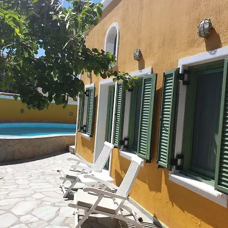 Roubeti Village 3*